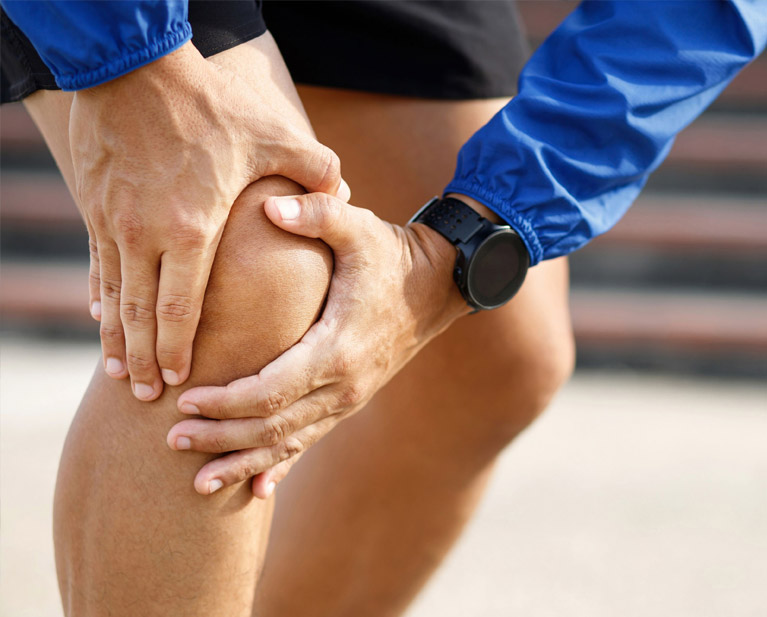 strengthening hips and knees to reduce pantellofemoral joint pain